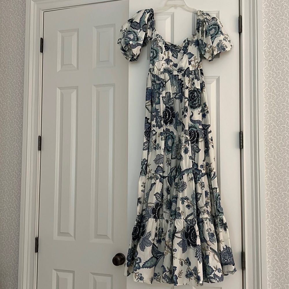Cara Cara blue and white dress